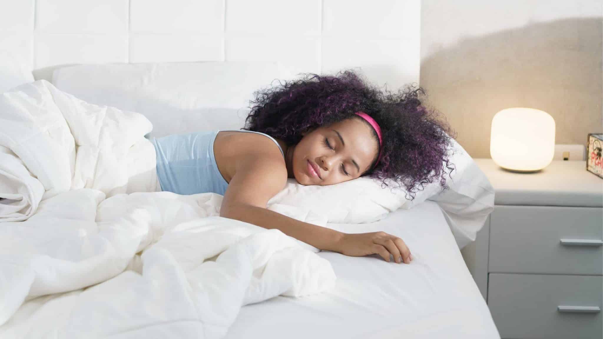 how many hours of sleep should a teenager get